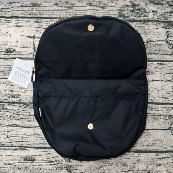 Lululemon Festival Bag 5L • Black/Gold • NewA - Picture 3 of 5